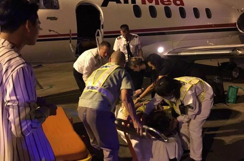 到乌鲁木齐县机场急救接送